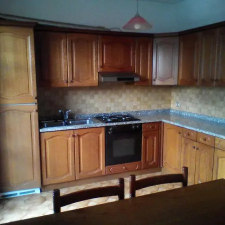 Appartement Trilocale Con Ampio Giardino Bianzano