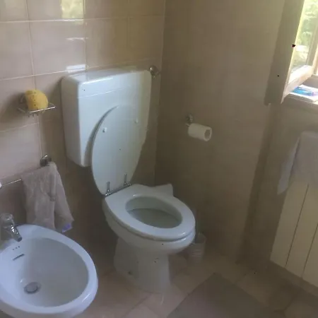 Trilocale Con Ampio Giardino Appartement *